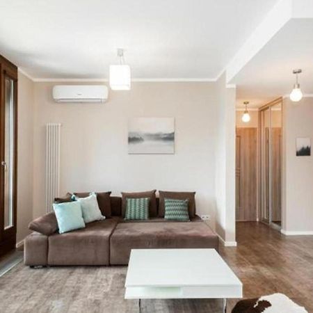 Golden Apartments - Kolejowa - One Bedroom Варшава Екстериор снимка